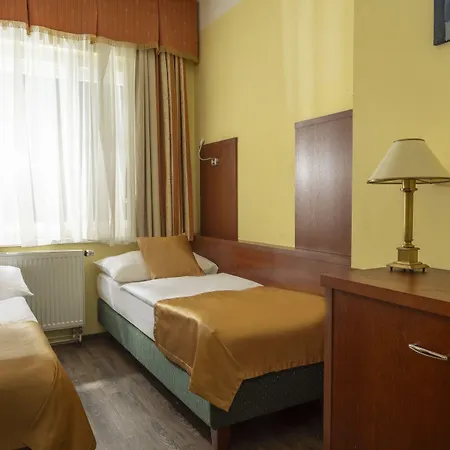 William Hotel 3*