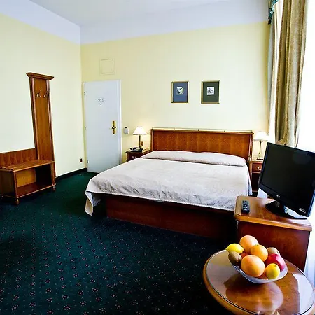 William Hotel 3*