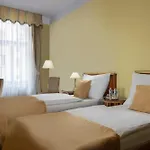 William Hotel 3*