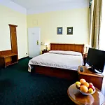 William Hotel 3*