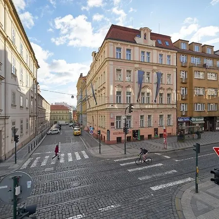 William Hotel 3*